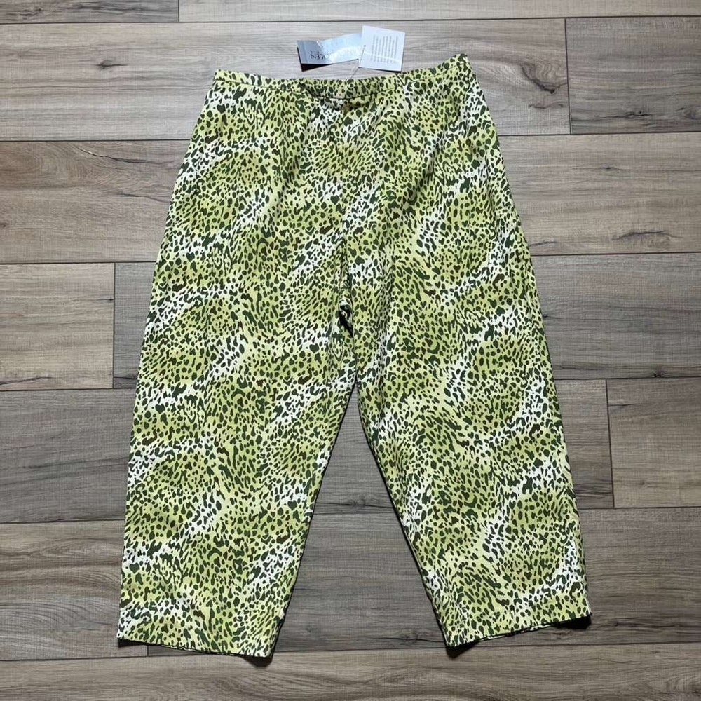 Nancy Bolen City‎ Girl Womens Silk Leopard Animal Print Capri Pants Size L Green